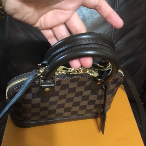 Classic bag AVAILABLE - Picture 10 of 11